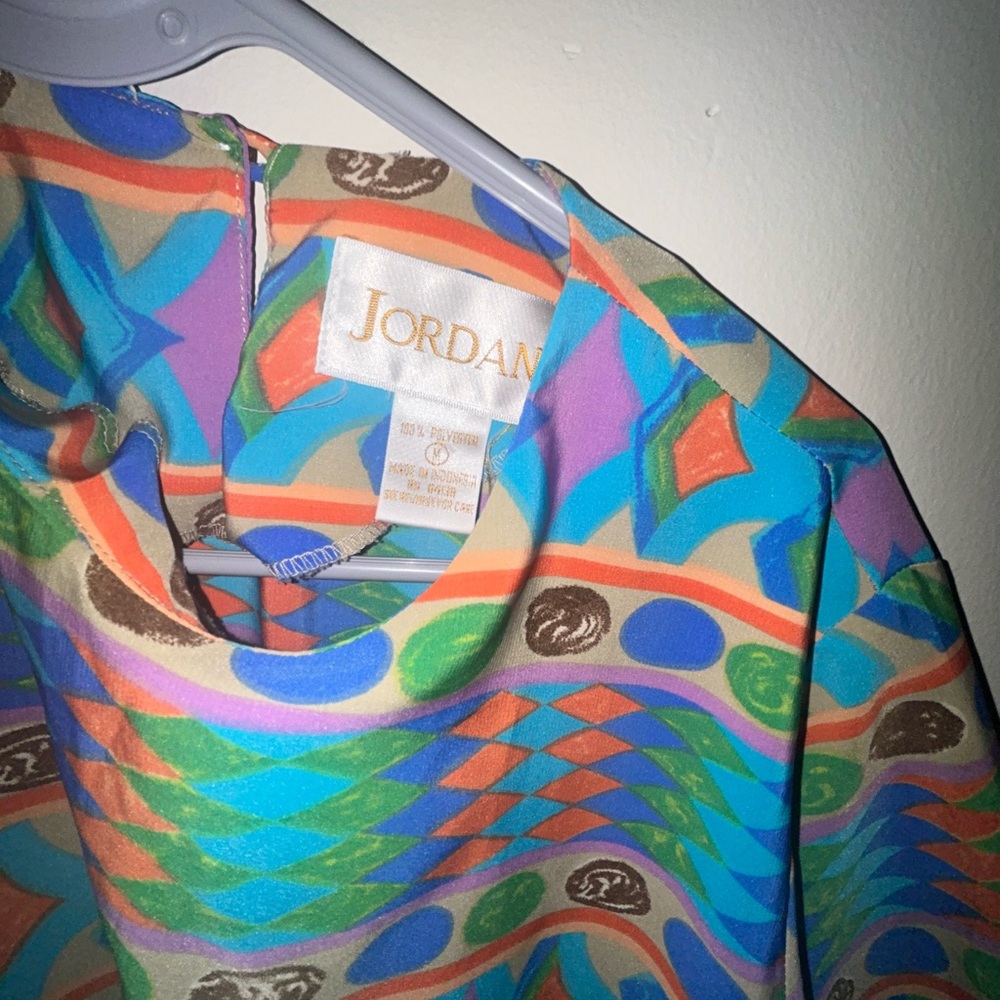 Colorful Geometric Patterned Top - Picture 2 of 2